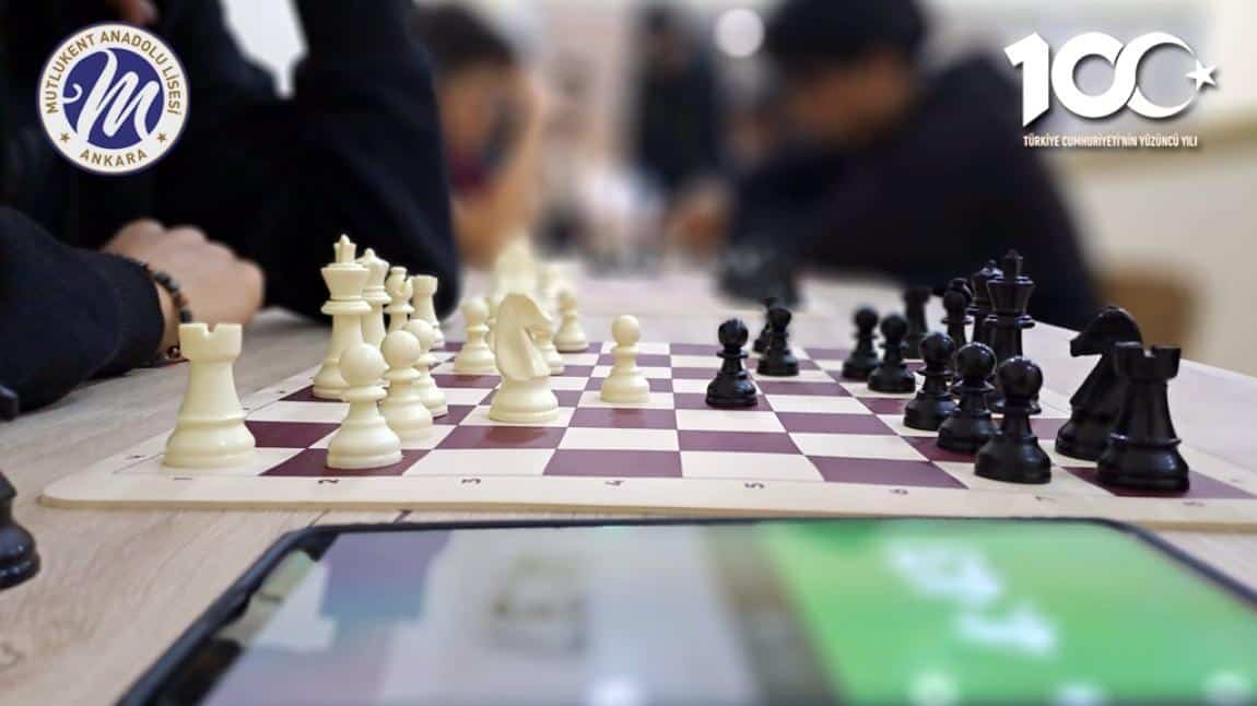 Satranç Turnuvası devam ediyor